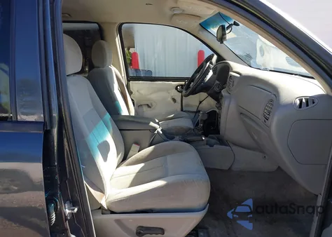 2006 Chevrolet Trailblazer Ls z USA, uszkodzony, nr VIN 1GNDS13S662279361